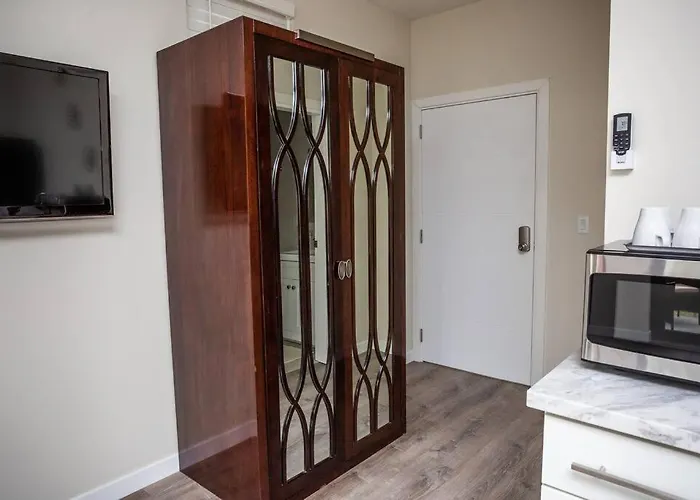 Studio With Beautiful View Next To Downtown