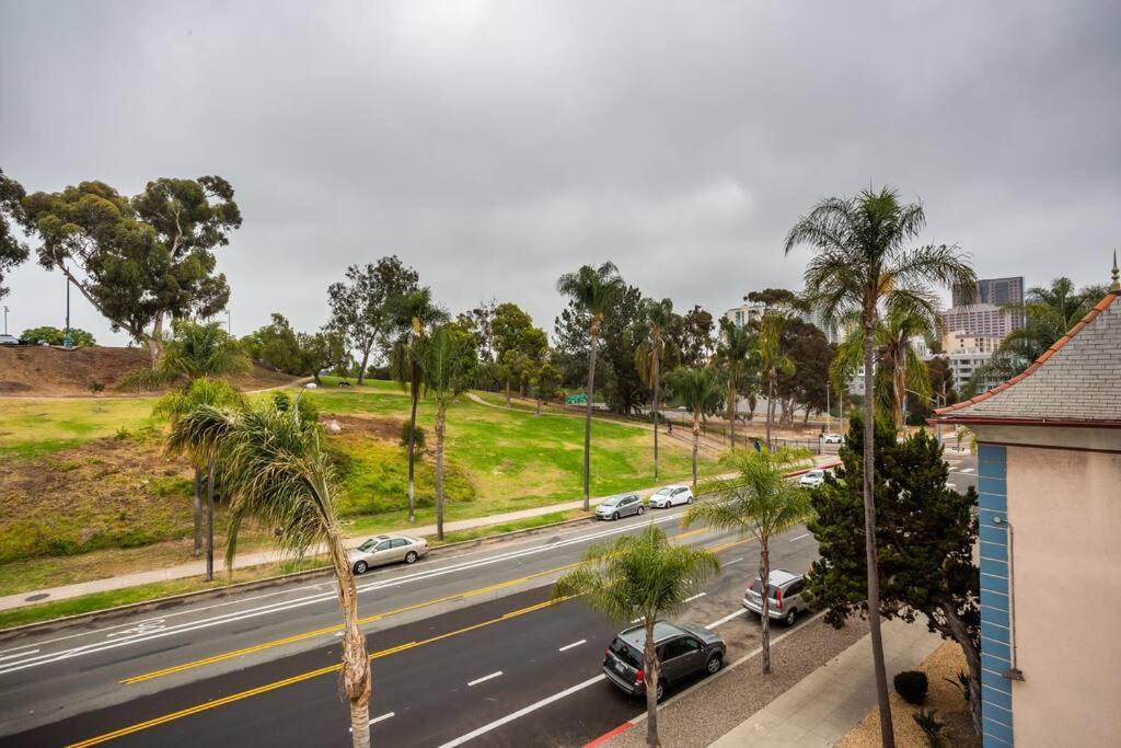 With Beautiful View Next To Downtown *